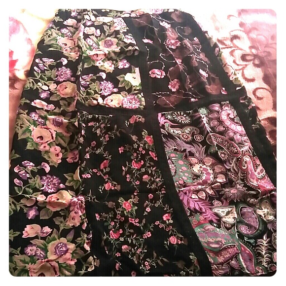 Floral skirt - Picture 1 of 2